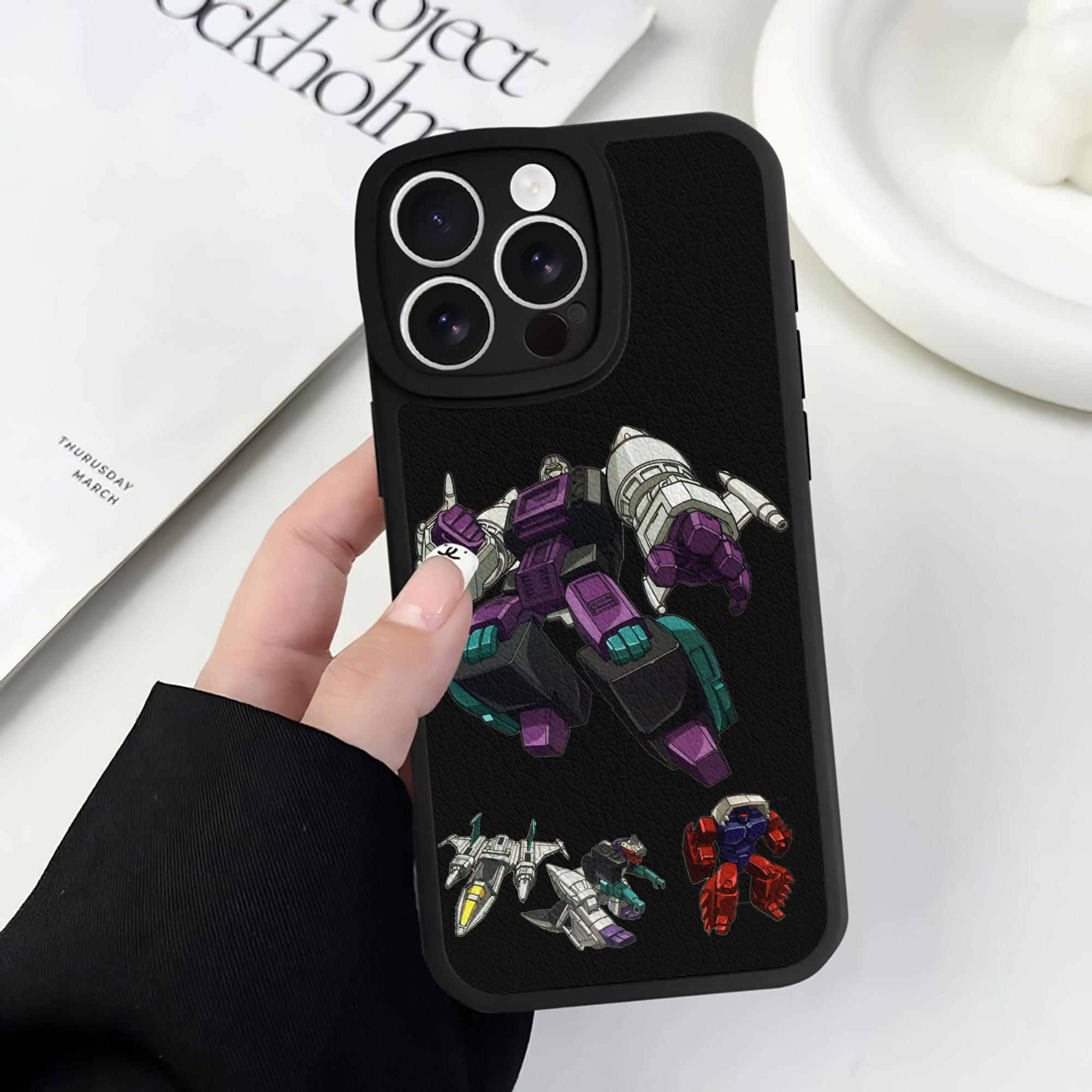 （画像用）  【iPhone 16シリーズ対応】シリコンスマホケース（レザー調） 材質：シリコン